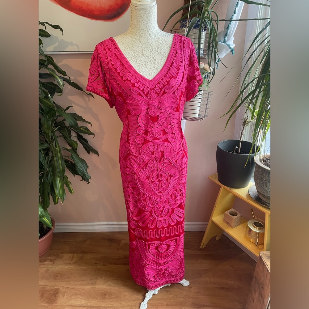 Ornate Pink & Red Textured Short Sleeve Maxi Dress Gown, Sz 16